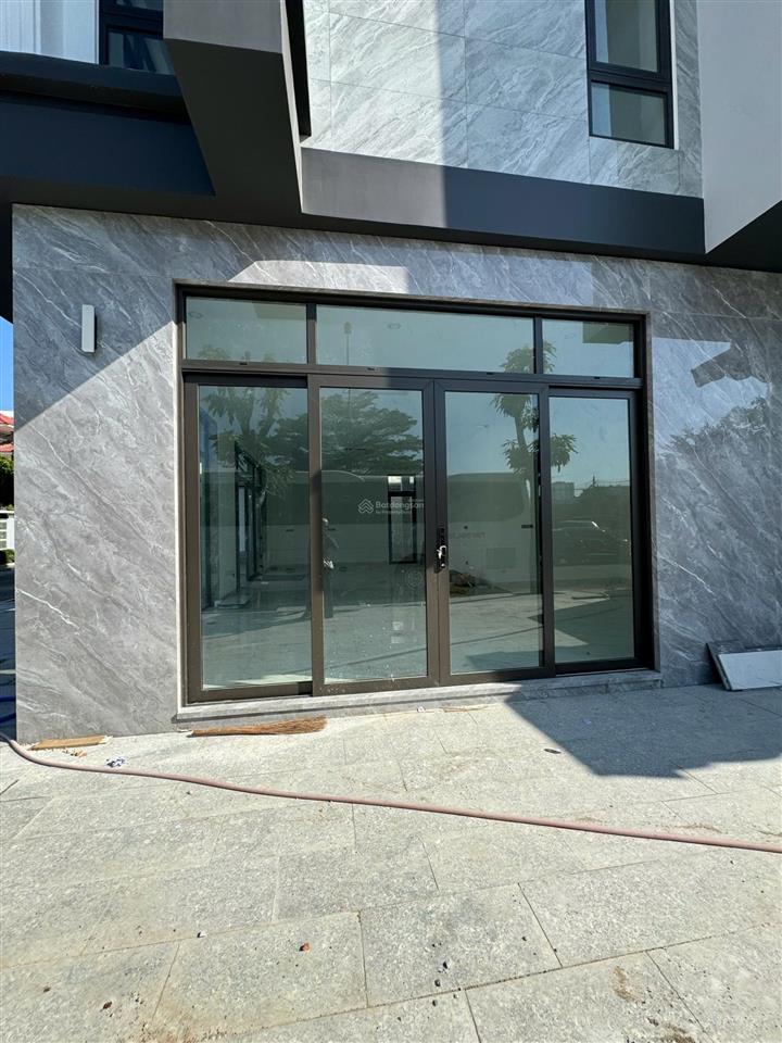 Cho thuê mặt bằng vip đường vương thừa vũ