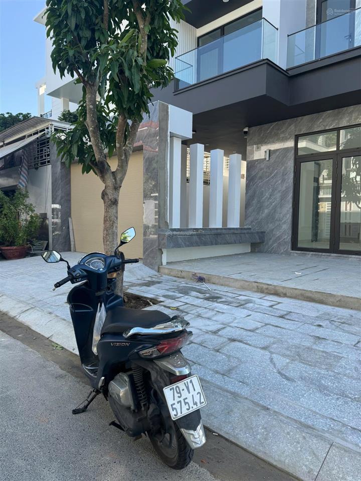 Cho thuê mặt bằng vip đường vương thừa vũ