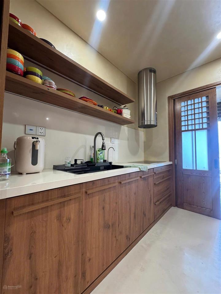 Cho thuê căn hộ chung cư cao cấp ct1 reverside luxury