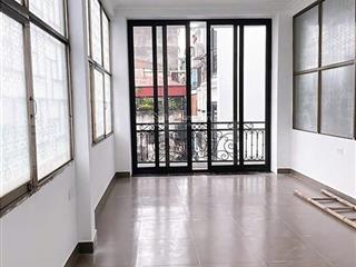 Bán nhà cầu giấy dt 47m2 4 t mt3.4 giá 12,6 tỷ cầu giấy hà nội hđ vip cầu giấy nhà đẹp long lanh