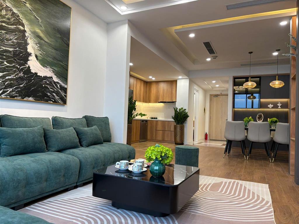 Chính chủ bán căn hoa hậu 3pn, 95m2 tại thống nhất complex, full nội thất, sổ đỏ, giá 10 tỷ có tl