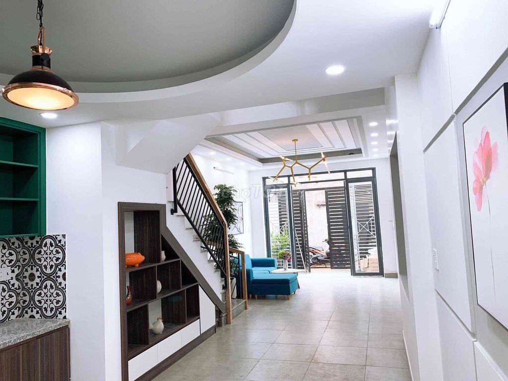 Nhà To Đùng - giá bé tẹo 2,930 tỷ 60m2 đất