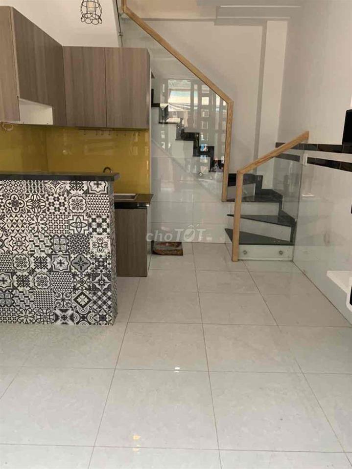 Nhà Thạnh Lộc 28, ngay ngã tư Ga giáp Gò Vấp -1,230 tỷ
