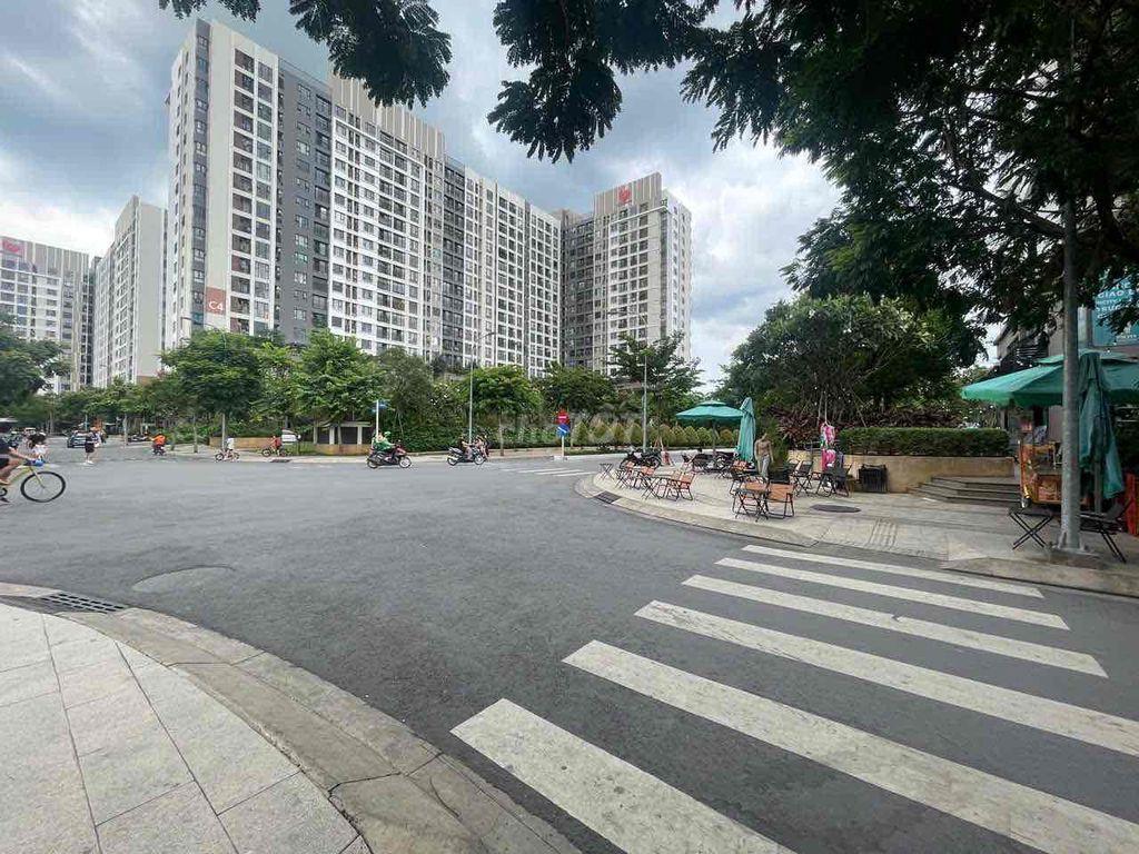 share góc Ngã tư , chung  cư picity, 1,5-3 tr bán đồ ăn vặt