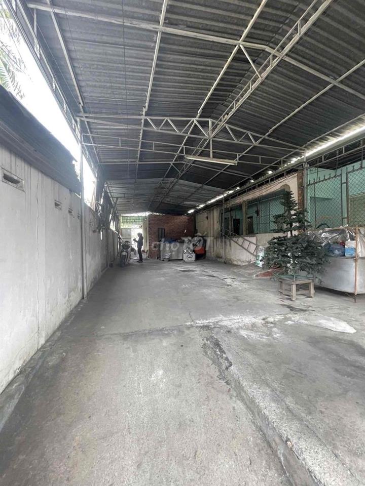 1000m2 ĐẤT MTiền Q.LỘ 1A - đối diện KHU ĐH N.LÂM , cách GA METRO 200m