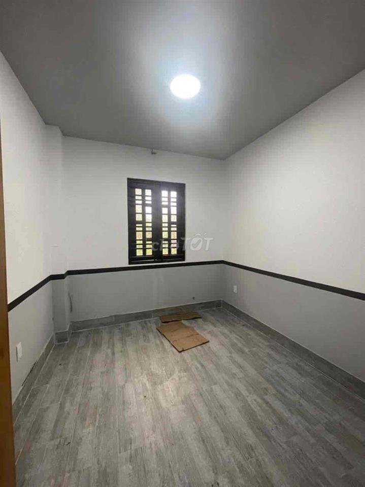 2,43 TỶ - NHÀ SỔ HỒNG  -3PN- THẠNH LỘC 47-43M2 THỔ CƯ.