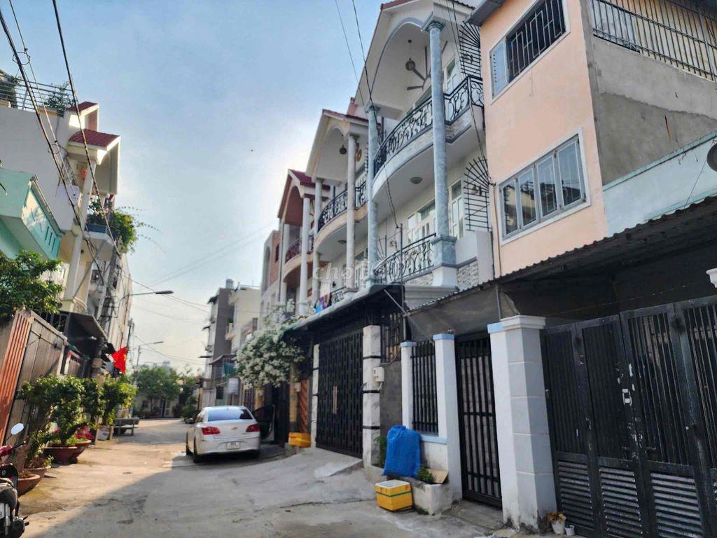 TX43 -NHÀ SỔ HỔNG CẶP- khu Vip - đường 7m thông- 2,230 tỷ + 2,390 tỷ.