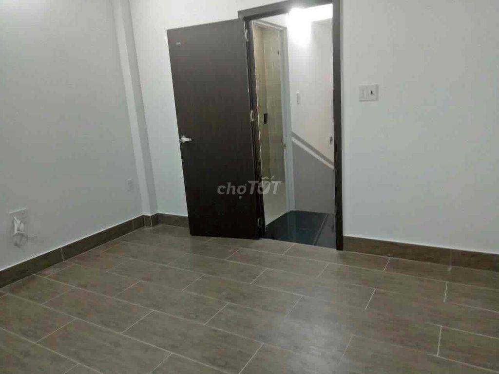 Nhà Tl26 -1 sẹc - khu Vip đường 9m -3 lầu ,5 pn chỉ 4,290 tỷ