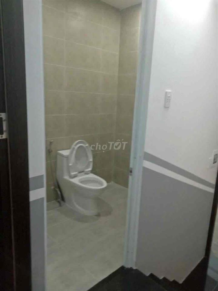 Nhà Tl26 -1 sẹc - khu Vip đường 9m -3 lầu ,5 pn chỉ 4,290 tỷ