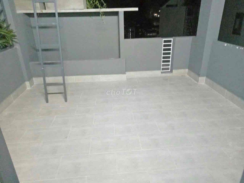 Nhà Tl26 -1 sẹc - khu Vip đường 9m -3 lầu ,5 pn chỉ 4,290 tỷ