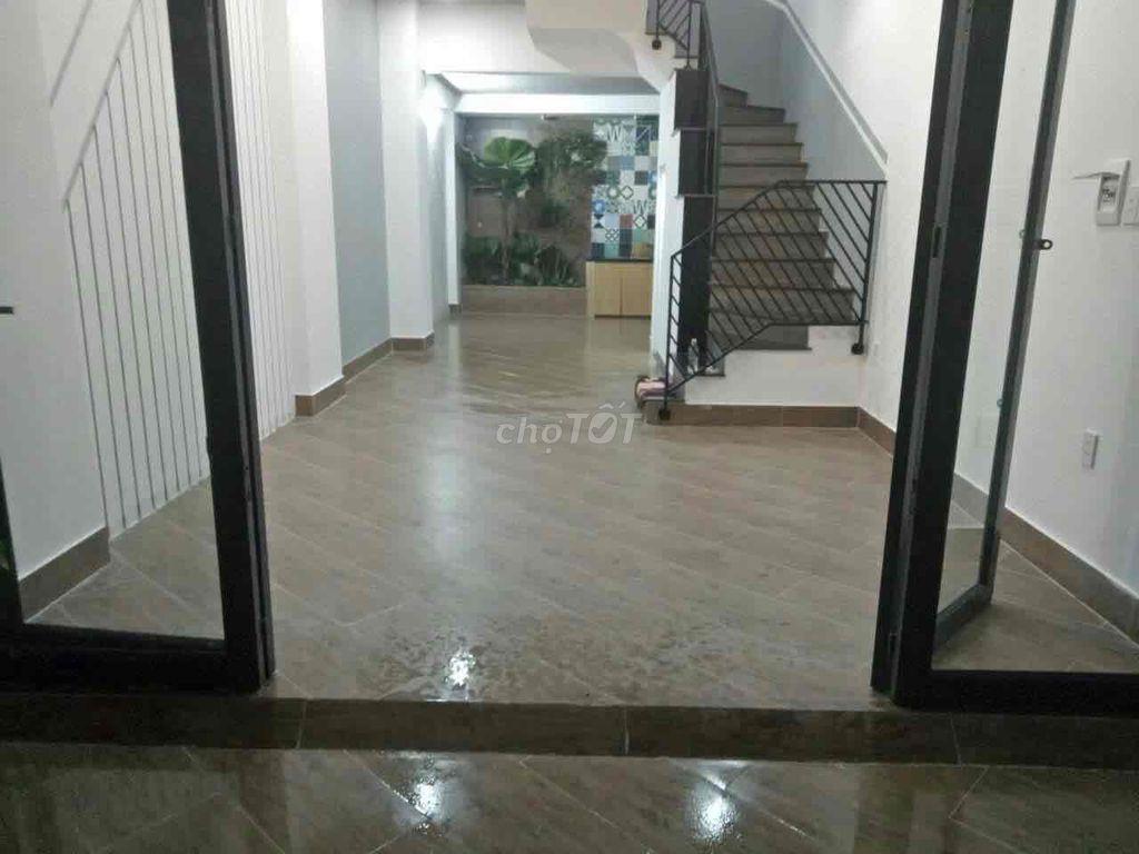 Nhà Tl26 -1 sẹc - khu Vip đường 9m -3 lầu ,5 pn chỉ 4,290 tỷ