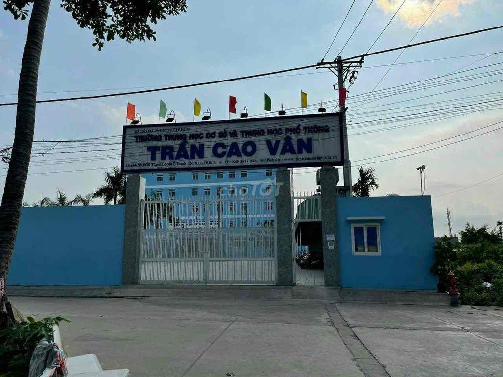 ĐẤT THẠNH LỘC 40, NGAY CỔNG TRƯỜNG HỌC TRẦN CAO VÂN-đường thông 7m