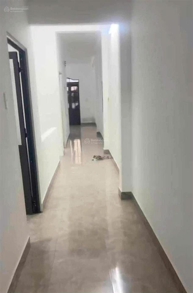 Bán nhà mặt tiền gần bến xe, đường đoàn hữu trưng, hòa an, cẩm lệ. dt 107m2,3 tầng, 6,8 tỷ.