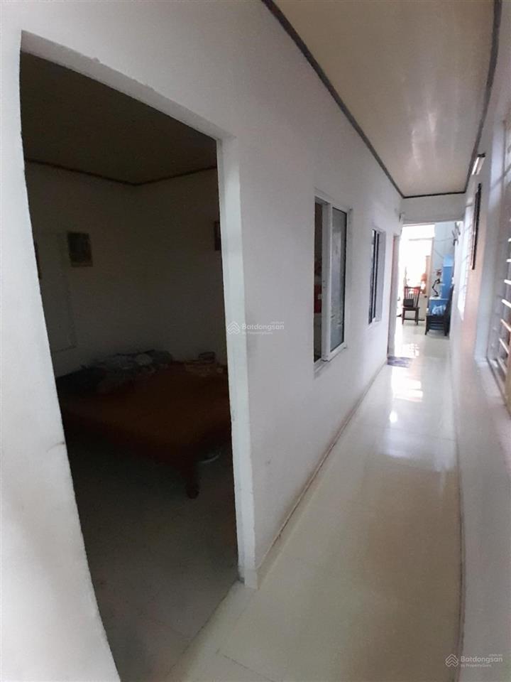 Bán nhà mặt tiền gần bến xe, đường đoàn hữu trưng, hòa an, cẩm lệ. dt 107m2,3 tầng, 6,8 tỷ.