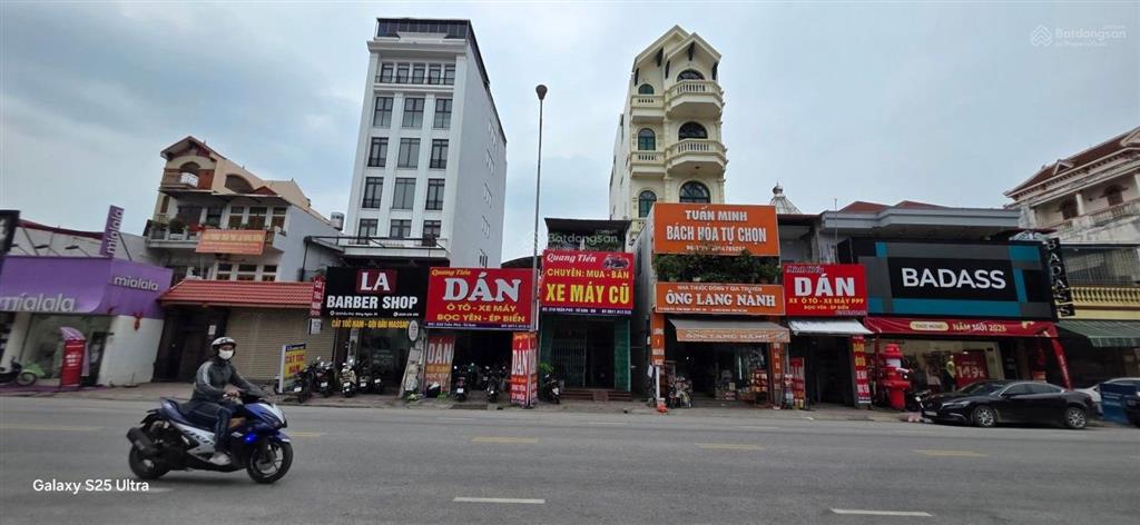 Bán đất phố ngoại thương từ sơn  103m  mt 4.5m  đường 17m  vỉa hè 3m giá 17,9 tỷ