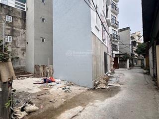 Đất hiếm 52m việt hưng long biên ô tô vào gần chợ, gần trường chỉ 9,2 tỷ