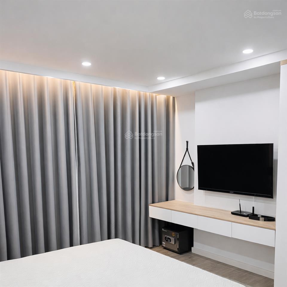 Căn góc 100m2 green park ct15 việt hưng 3pn, tầng trung, ban công đông nam, giá 8.3 tỷ