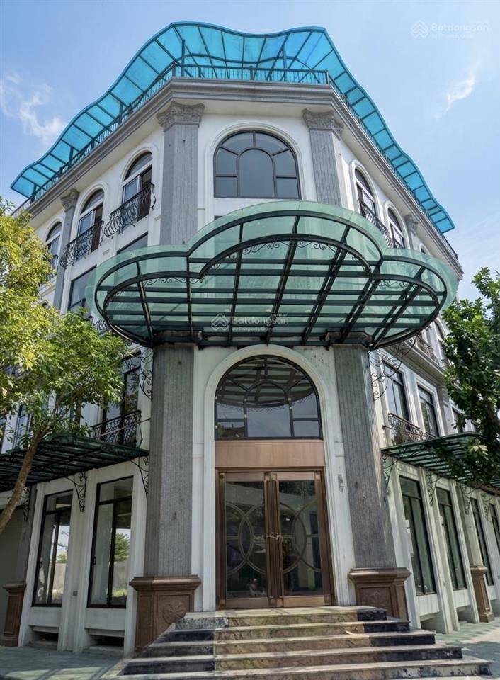 Hiếm! cho thuê biệt thự việt hưng, 330m 5 tầng. vỉa hè kinh doanh, khách sạn.