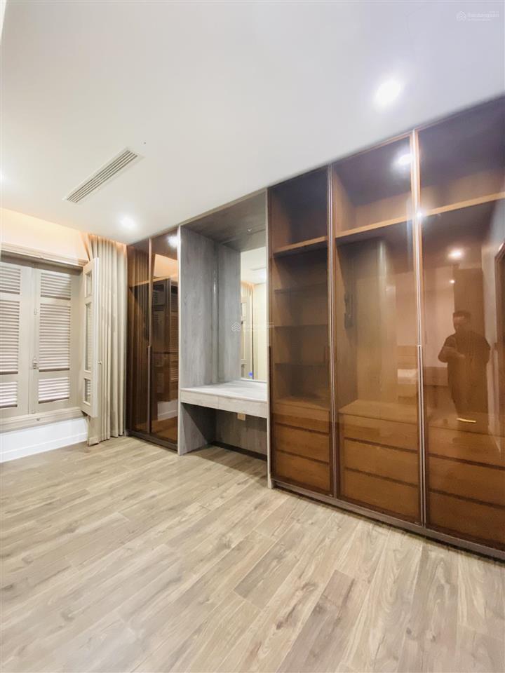 Bán biệt thự kđt việt hưng 190m  nhà mới, thang máy, full nội thất, sân vườn đẹp  giá 57