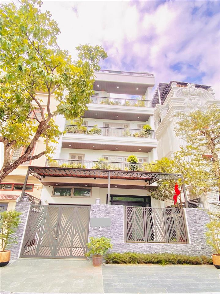Bán biệt thự kđt việt hưng 190m  nhà mới, thang máy, full nội thất, sân vườn đẹp  giá 57