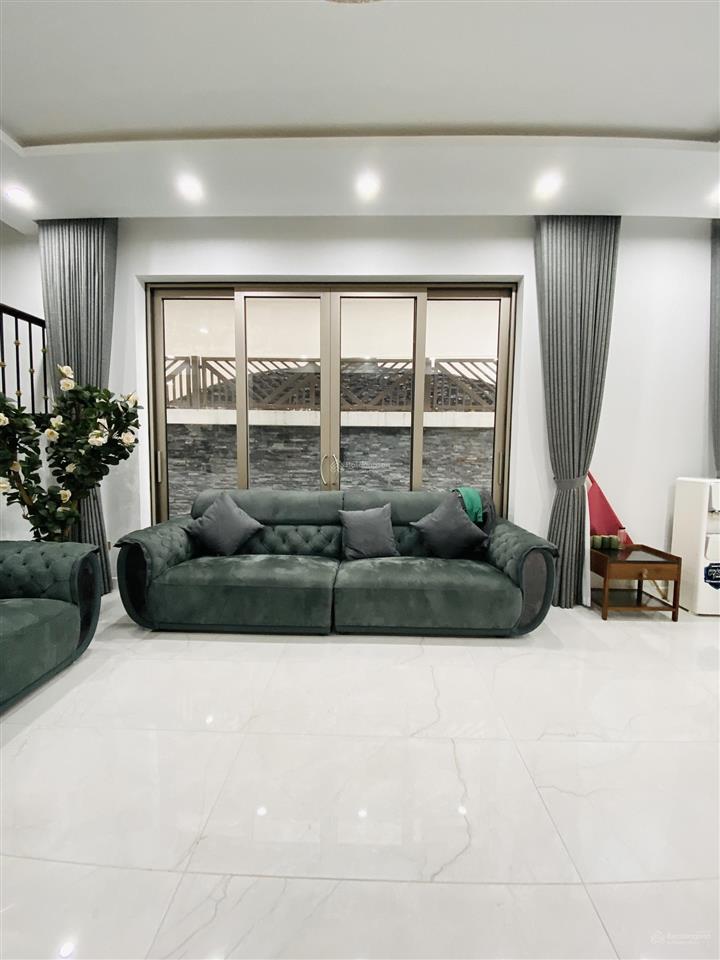 Bán biệt thự kđt việt hưng 190m  nhà mới, thang máy, full nội thất, sân vườn đẹp  giá 57