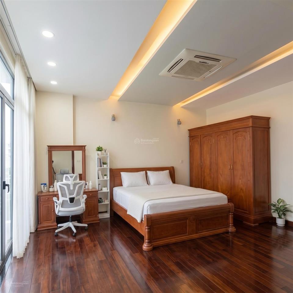 Lựa chọn đáng tiền. bán biệt thự 105m rộng 7m. kđt việt hưng, vị trí thoáng, 3x tỷ
