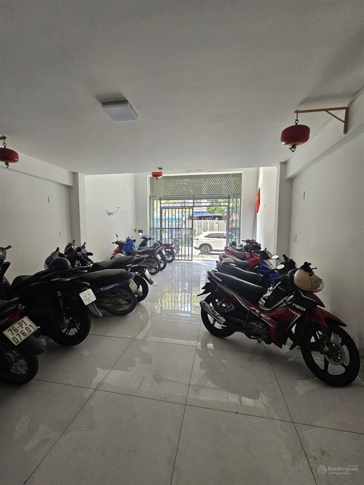 Siêu phẩm tòa căn hộ 4 tầng giá rẻ nhà mặt tiền trung tâm hải châu  đà nẵng