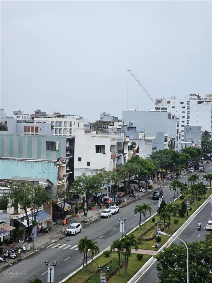 Căn hộ 6 tầng full dòng tiền mặt tiền hồ xuân hương
