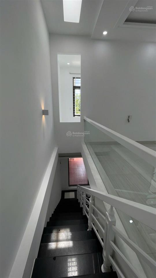 Siêu hot nhà 2 tầng mt thanh tịnh, đường 10.5m, 100m²