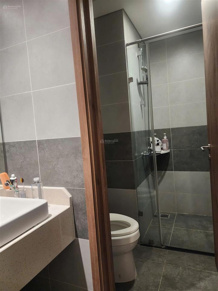 Bán gấp căn 2pn 2vs 68m2 view đảo đông nam, 4.8 tỷ  giá đầu tư