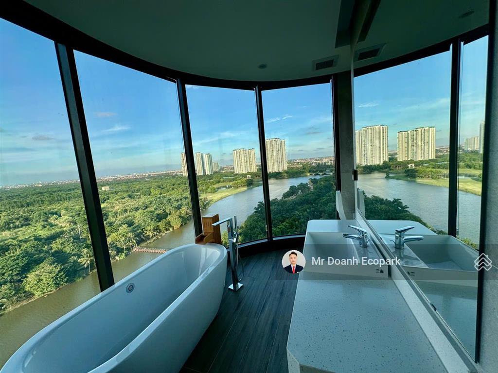 Mời thuê căn "hoa hậu" 3n 2vs  tòa landmark  view trực diện hồ  có khoáng nóng