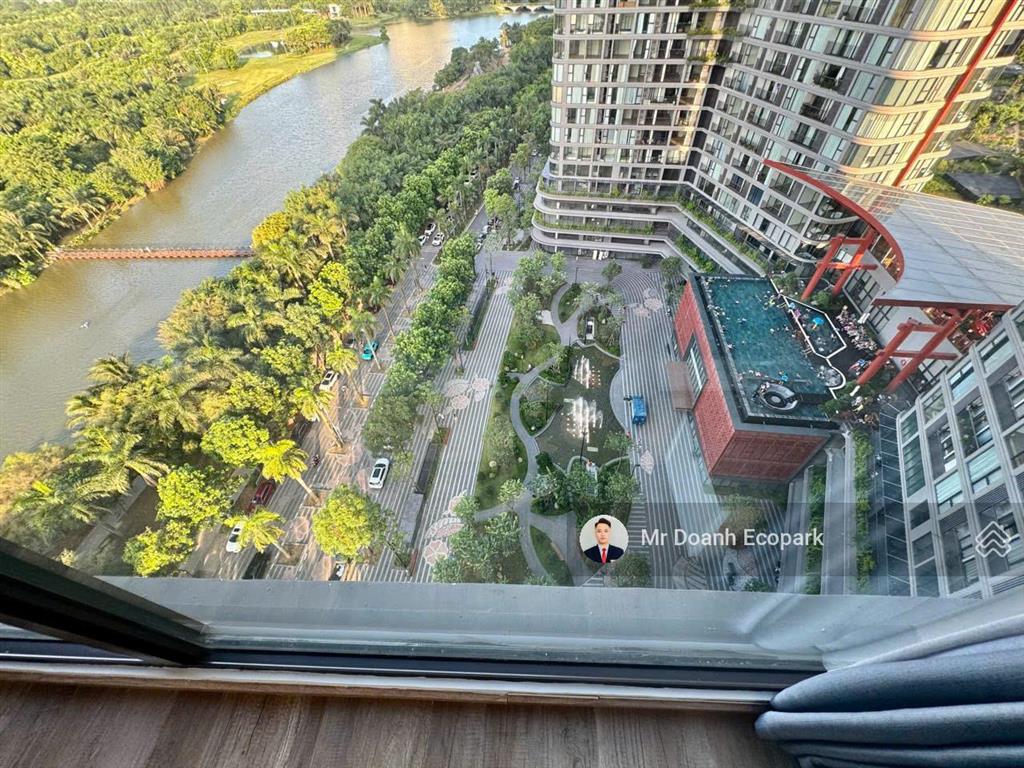 Mời thuê căn "hoa hậu" 3n 2vs  tòa landmark  view trực diện hồ  có khoáng nóng