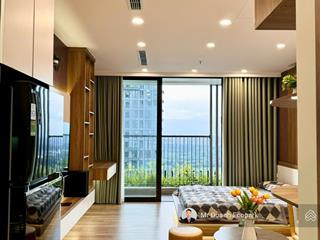 Bán căn studio onsen  view hồ  ban công hoa  giá tốt 3.18 tỷ