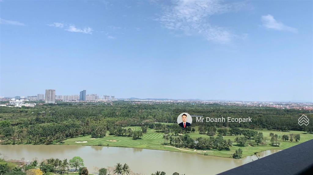 Bán căn studio onsen  view hồ  ban công hoa  giá tốt 3.18 tỷ