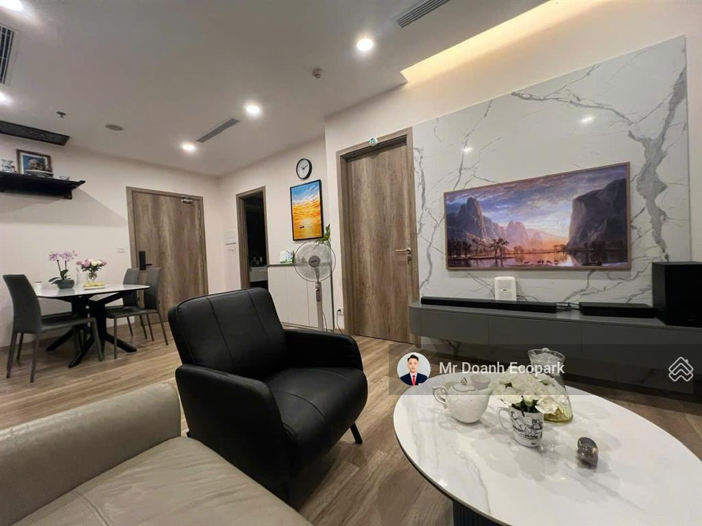 Bán căn 3n 2vs sân vườn sol forest, nội thất đẹp, 5,9 tỷ