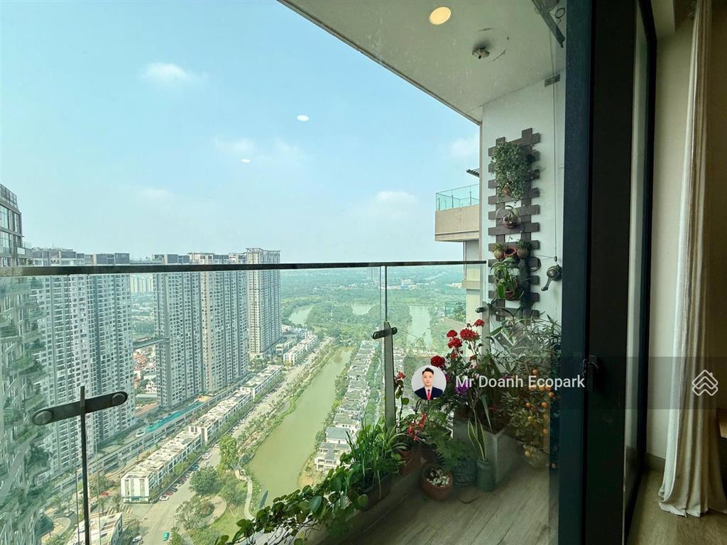 Cắt lỗ bán gấp căn studio 2,1 tỷ  sol forest, hướng mát, view đẹp, full đồ