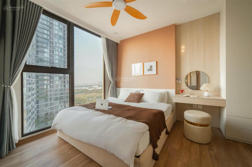 Bán 3n 2vs onsen 89m2  view hồ  nội thất đẹp  chỉ 7.6 tỷ