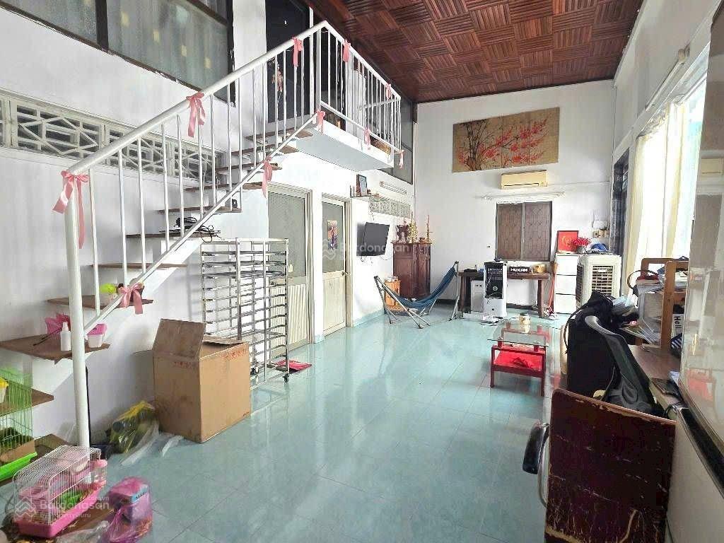 Nhà đẹp nơ trang long  ngang 10m  hẻm xe tải  ngay bvnd gia định  5' chợ bà chiểu  bình thạnh.
