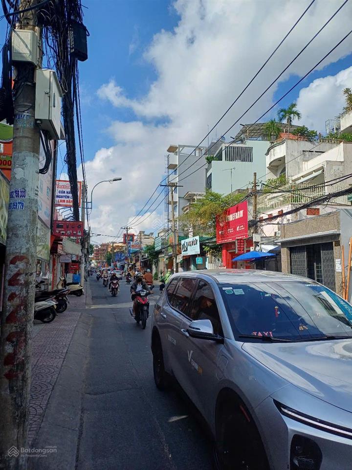 Nhà đẹp phan văn trị  gần chợ cây thị  46m2  hẻm xe hơi thông nơ trang long  bình thạnh