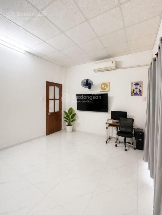 Nhà đẹp nơ trang  55m2  sát hẻm xe hơi  ngay cầu băng ki  chỉ nhỉnh 6 tỷ  bình thạnh