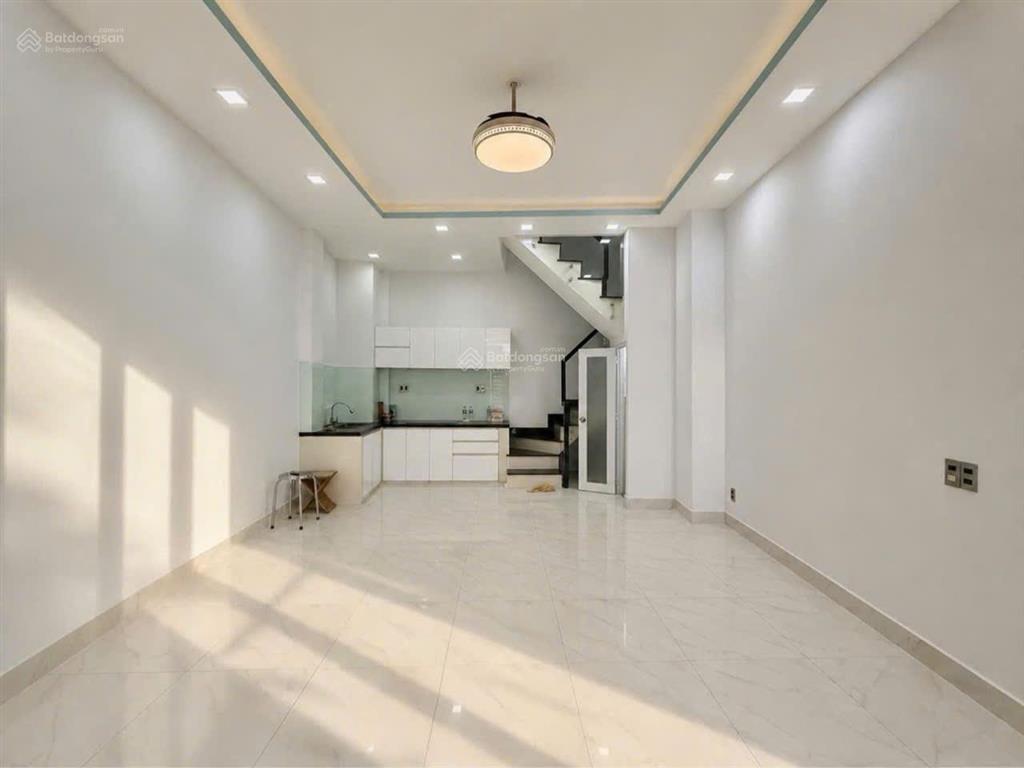 Nhà đẹp hoàng hoa thám  gần 40m2  4 tầng btct  chợ cây quéo sát hẻm xe hơi thông  bình thạnh