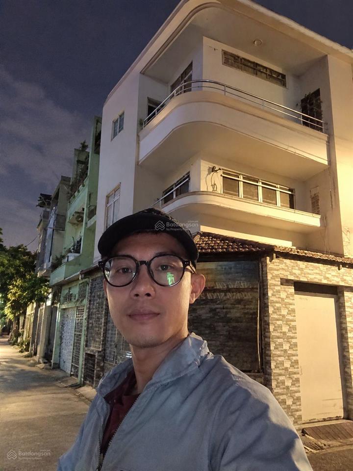 Mặt tiền hoàng hoa thám  ngay chợ cây quéo  lô góc  92m2  xe hơi thông  chỉ 9. x tỷ  gò vấp