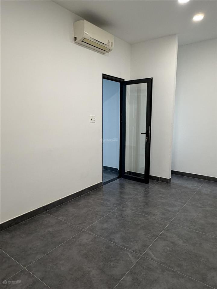 Cho thuê nhà riêng 107/18 phạm văn hai, hẻm xe tải gần chợ phạm văn hai, kinh doanh  văn phòng