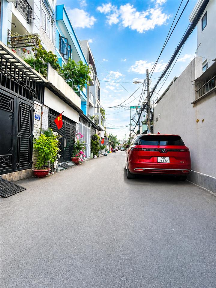 Nhà 4 tầng đường xe tải nguyễn văn linh trung tâm quận 7