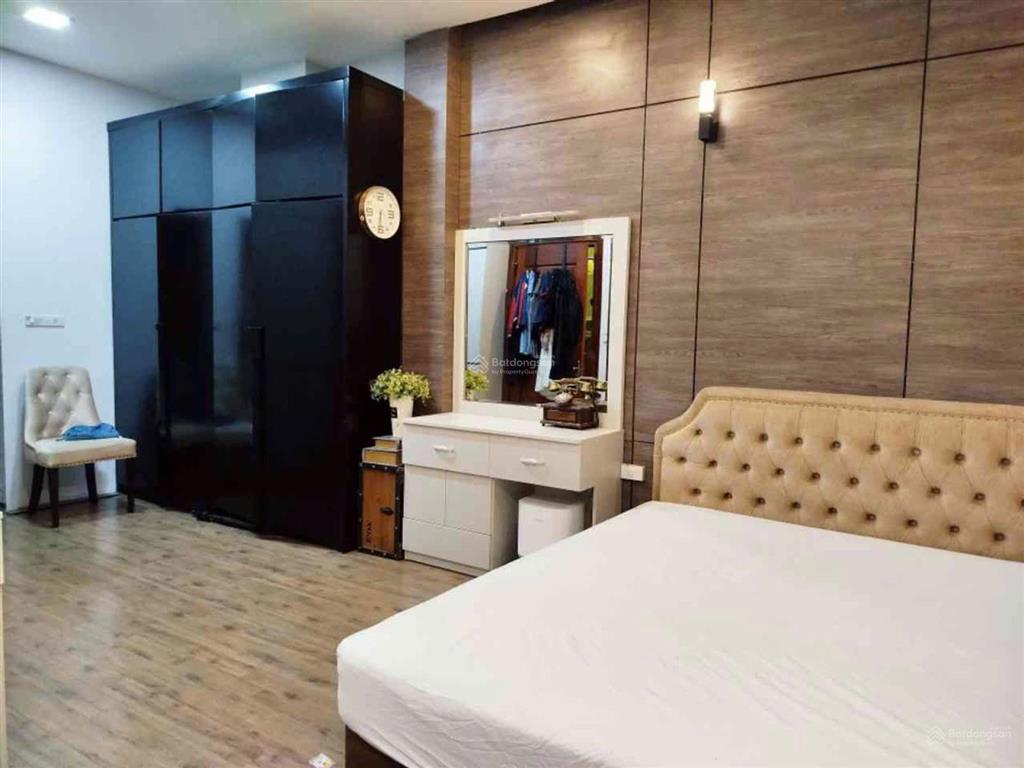 Hàng hiếm cầu giấy  phân lô trung kính 50m2 x 5 tầng  mt 5m  ô tô đỗ cửa  21.5 tỷ