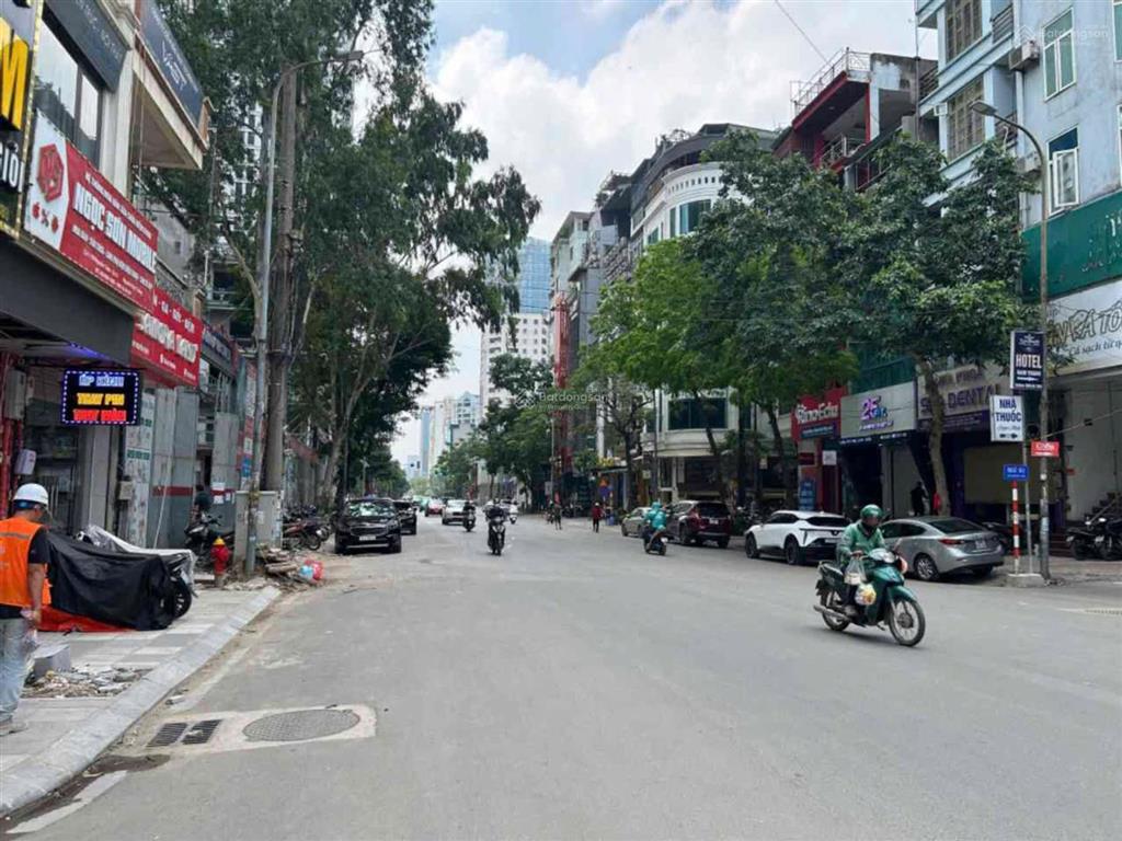 20.8 tỷ  hàng hiếm nguyễn tuân  ô tô vào nhà  15m ra phố  50m2 x 5t  giữ tiền đỉnh cao