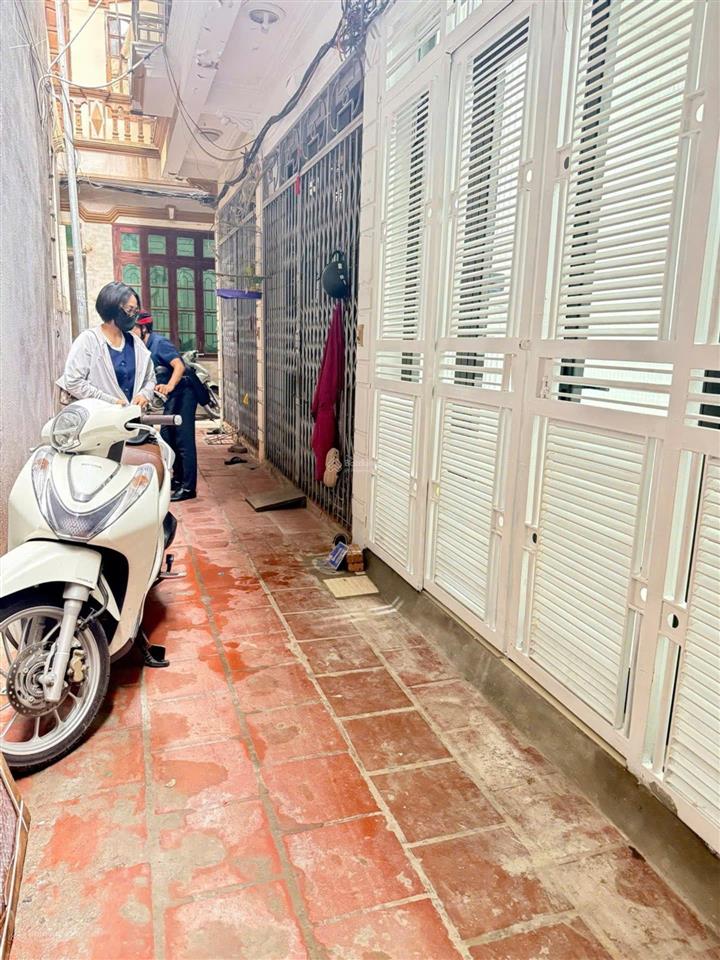 Bán nhà phân lô quân đội lương khánh thiện  hoàng mai 2 thoáng cách hồ đền lừ vài bước 8,35 tỷ