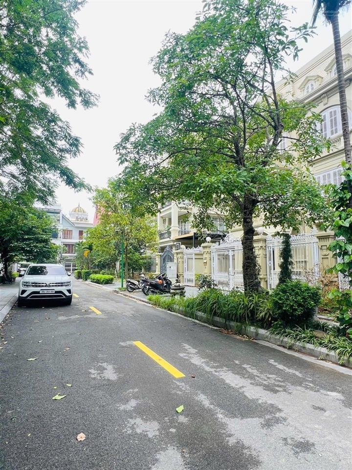 Đẳng cấp thượng lưu! biệt thự đơn lập kđt việt hưng 240m² mt 14.5m view công viên 79.5 tỷ