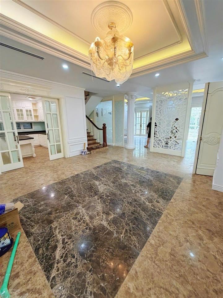Đẳng cấp thượng lưu! biệt thự đơn lập kđt việt hưng 240m² mt 14.5m view công viên 79.5 tỷ