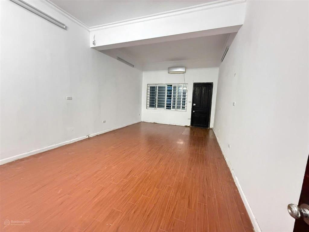Bán nhà phân lô cù chính lan thanh xuân ô tô tránh đỗ, sổ đỏ chính chủ